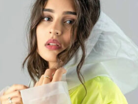 Girls Attitude Whatsapp Status Video